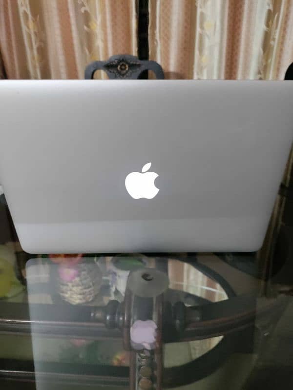 macbook pro 2015 2