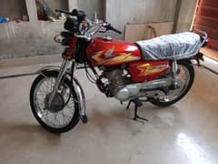 bohat saf bike hai personal use ki hai . . all ok03187298479