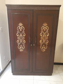 Spacious wardrobe in great condition.