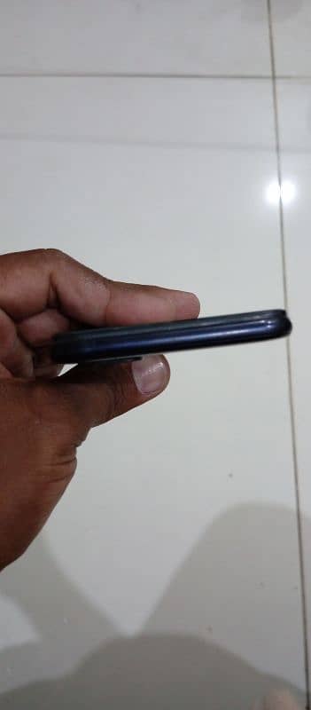 urgent sale oppo A1k 2gb 32gb only phone hai 4