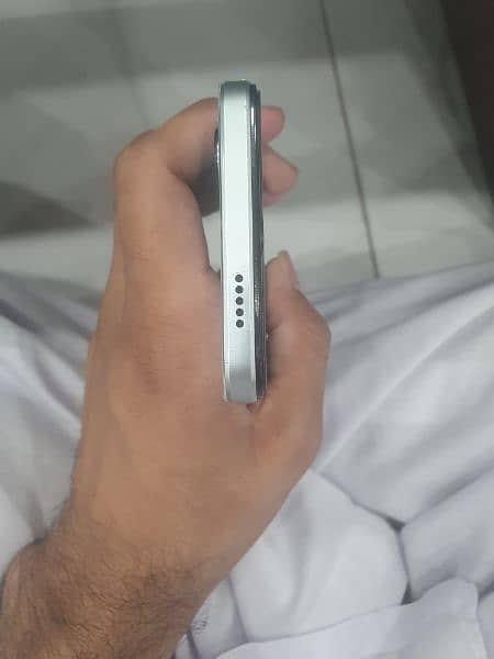 vivo y18 brand new 4