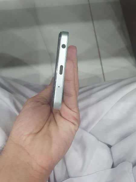 vivo y18 brand new 5