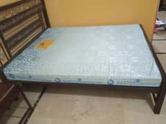 Iron Bed King Size