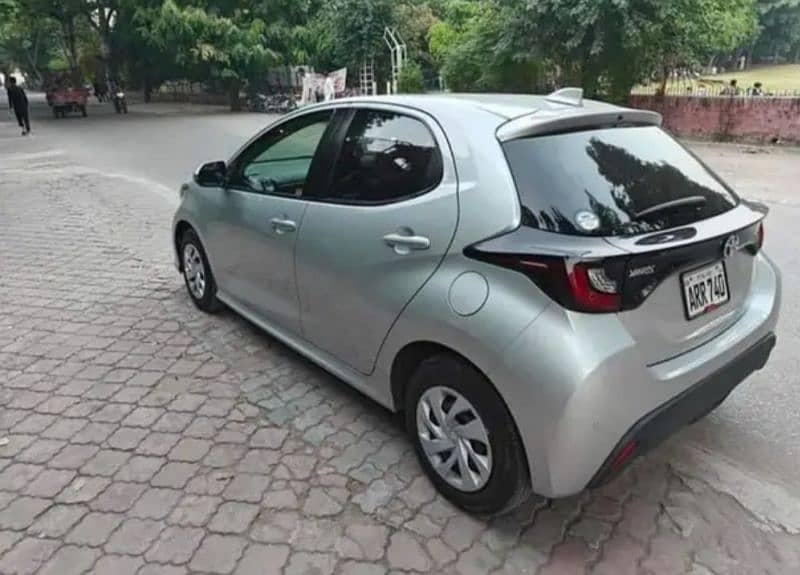 Toyota Yaris 2020/2024 push start full option 2