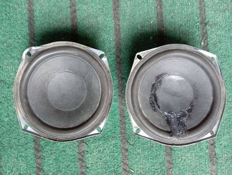 5 Inch Woofer Speaker Hai Buhat Achi Bass Quality Hai 0