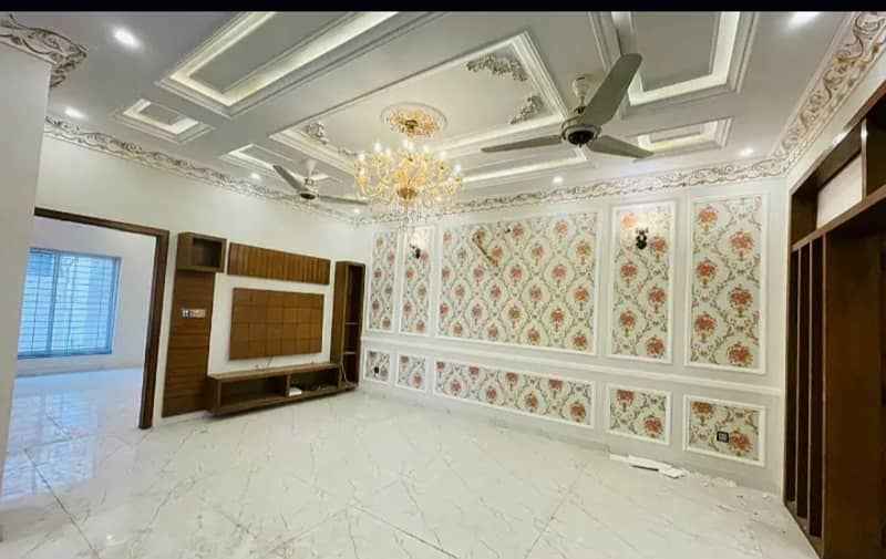 10 Marla House For Rent In Paragon City Lahore, 7