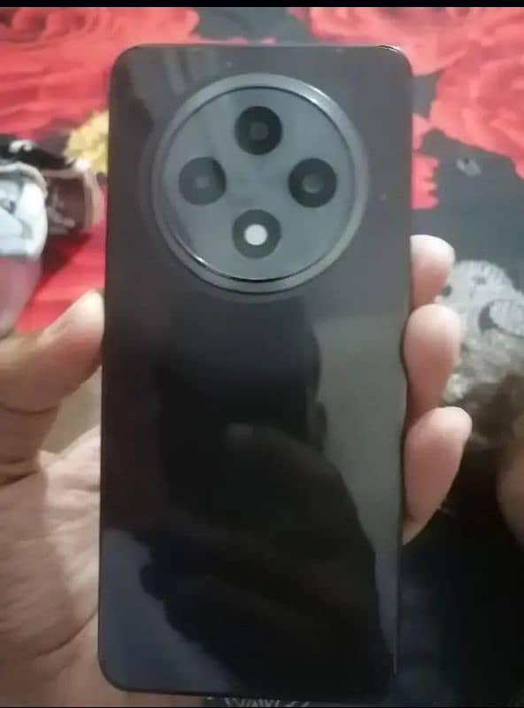 oppo Reno 12F 0