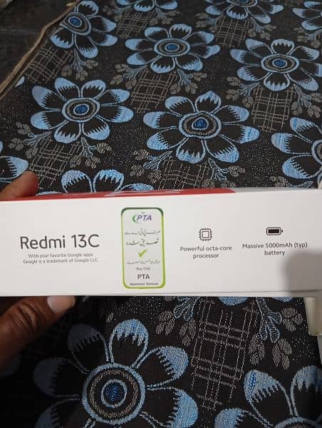 REDMI 13 C 6/128  8 MONTH WARRANTY. 7