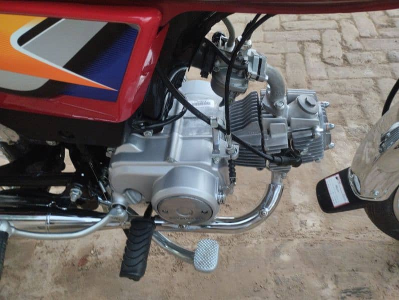 Honda CD 70 bic for sale 25 model 03451400338 03464952094 7