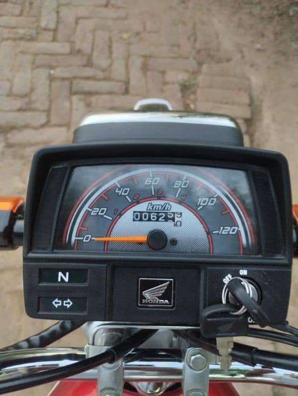 Honda CD 70 bic for sale 25 model 03451400338 03464952094 13