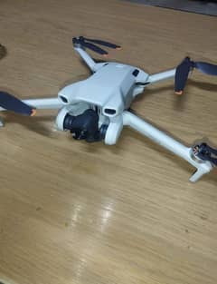 DJI Mini 3 with combo fly 0319/3612/581