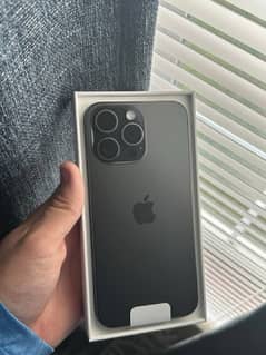 iphone 15 pro (apple warrenty) (black titanium)