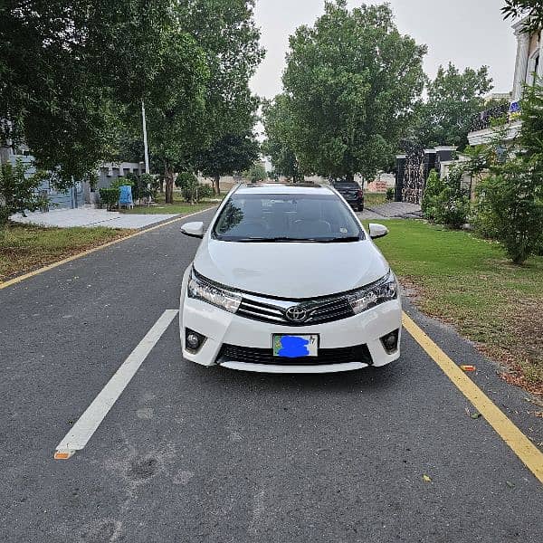 Toyota Corolla Altis Grande CVT-i 1.8 3