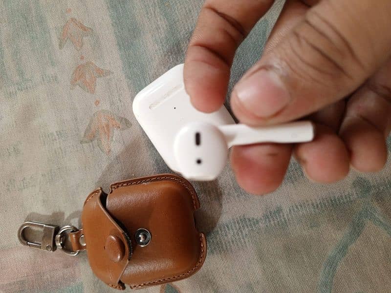 apple airpods 2nd generation 1