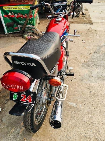 Honda 125 Lush condition 2024 model 10/10 5