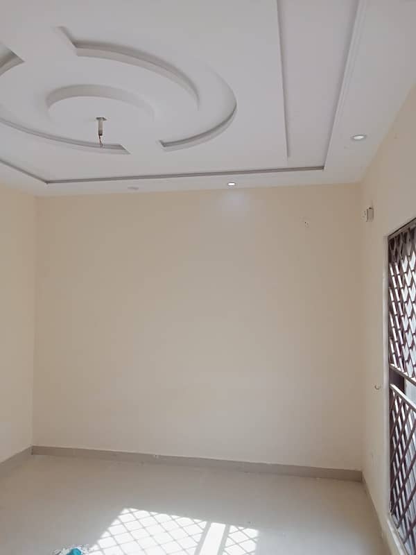 24 Marla double storey House for rent Mall of Multan 6