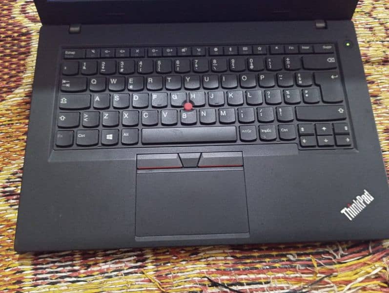 Lenovo Thinkpad core i3 6th gen 1