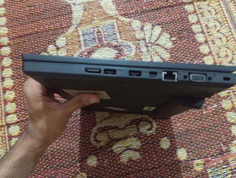 Lenovo Thinkpad core i3 6th gen 8