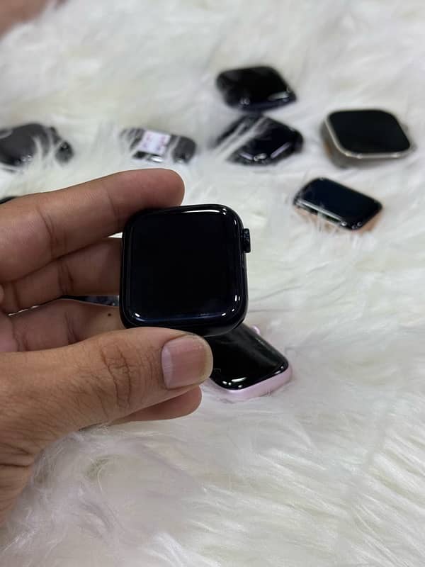 Apple watches 1