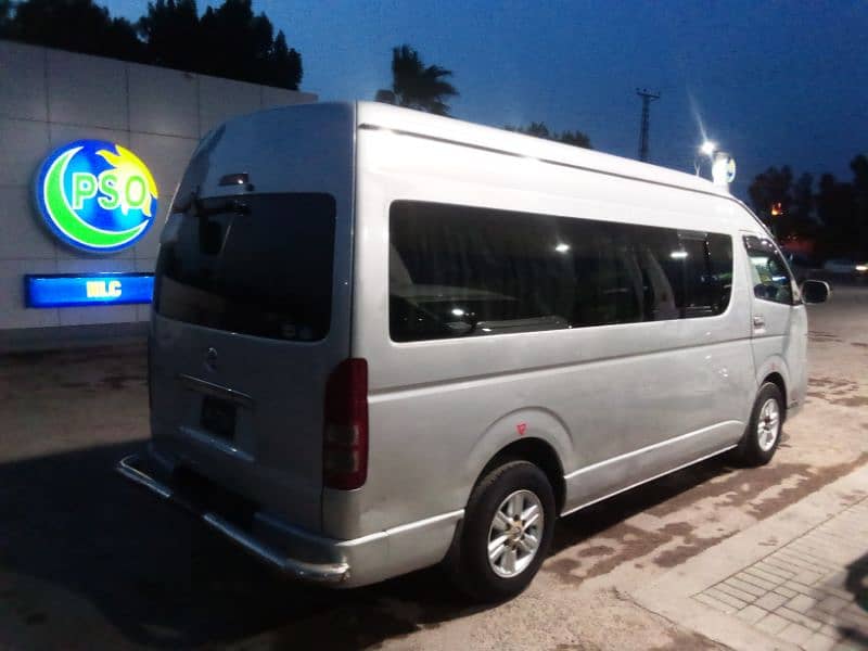 Hiace 221 Model 2011 Reg 2018. 7