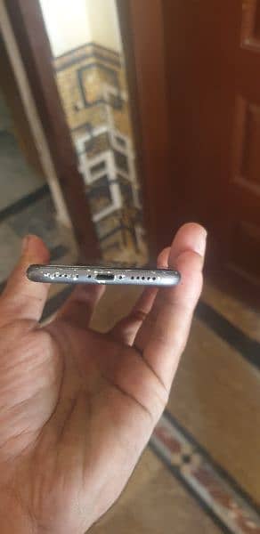 Iphone 8 64Gb PTA Apoved 3