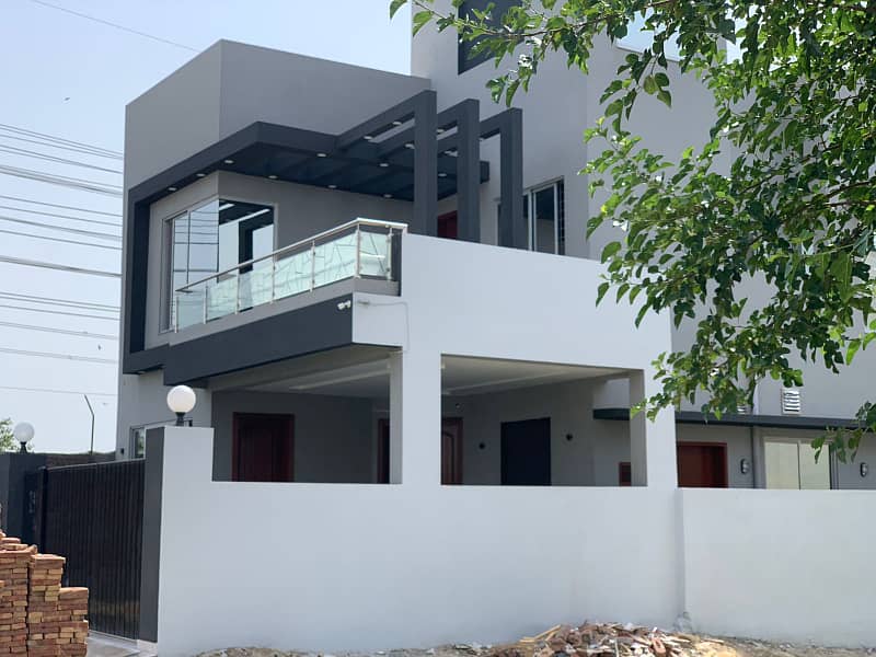 8 Marla Brand New House For Rent In DHA Rahbar Lahore 1