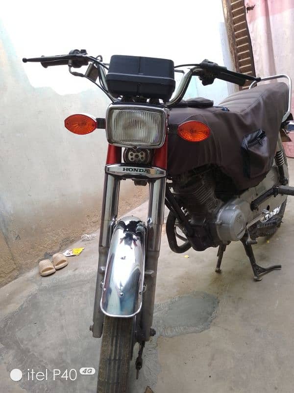 Argent sell Honda 125 3