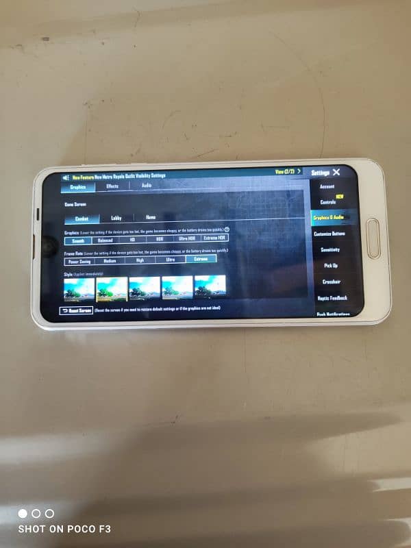 Sharp aquos R2 non pta sim working back cracked best for gaming 9/10 1