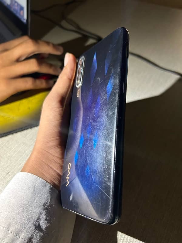 vivo s1 0