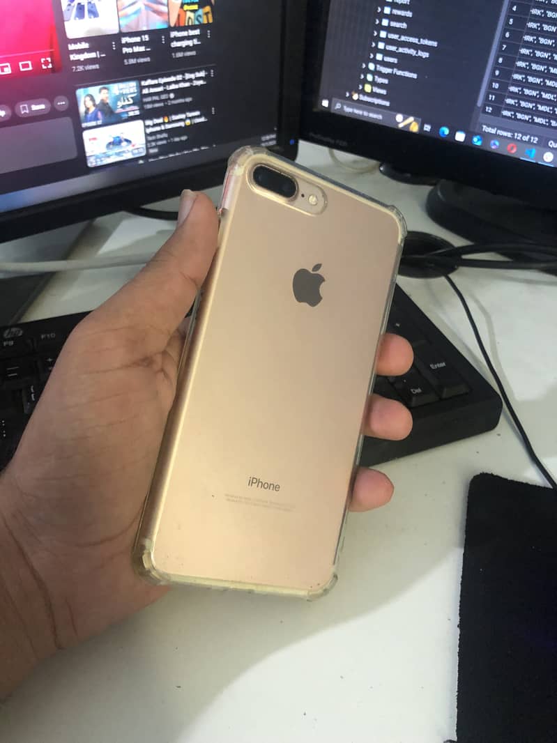 iPhone 7plus 128GB PTA approved 1