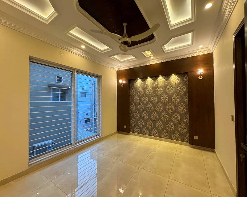 10 Marla brand New House for Rent in Bahria Town 36