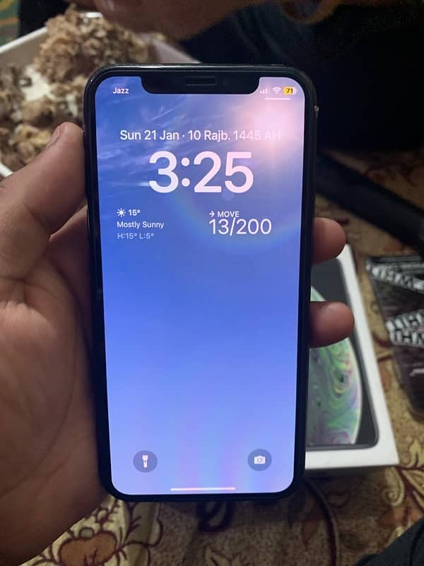 Iphone xs 256gb pta approved 4