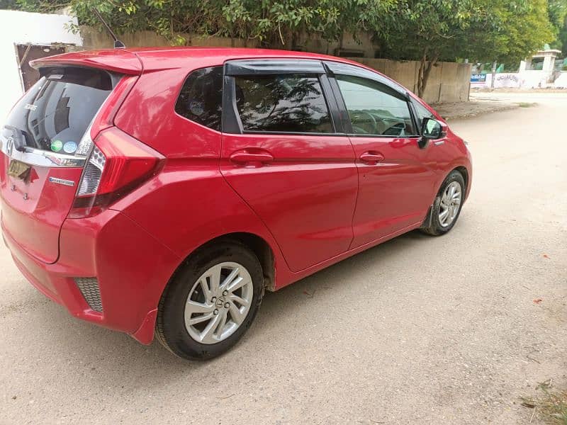 Honda Fit hybrid as Aqua Vitz Swift Passo Prius Cultus Alto Gli Xli 16