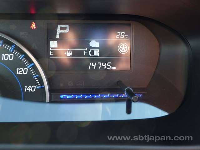 Suzuki Wagon R 2021 Hybrid Fz top of the line 7