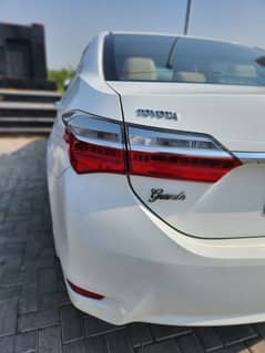 Toyota Altis Grande 2018 genuine