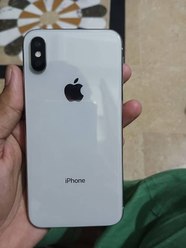 iPhone Xs 0