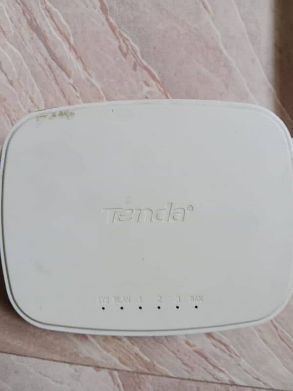 WIFI tenda router 1