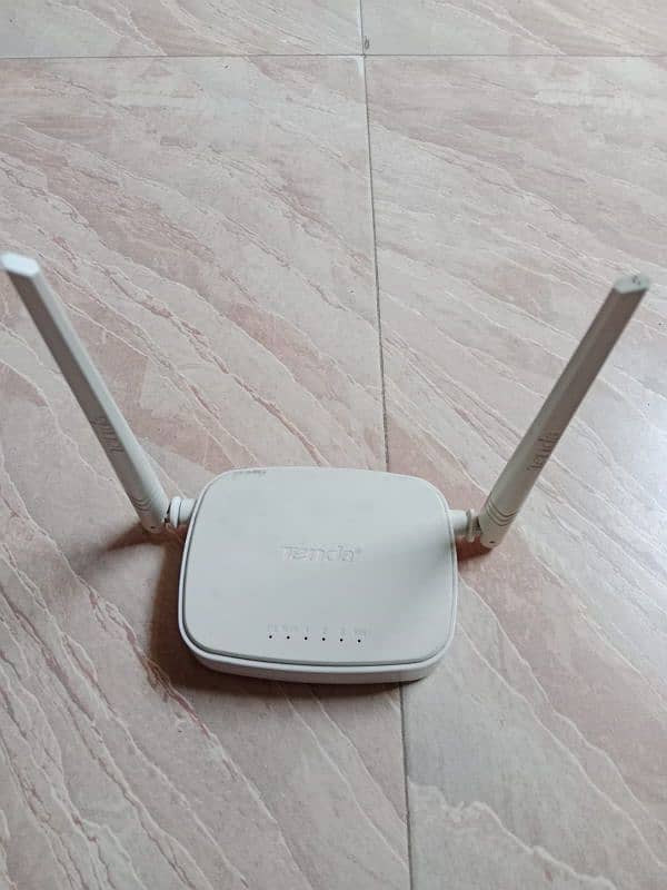 WIFI tenda router 5