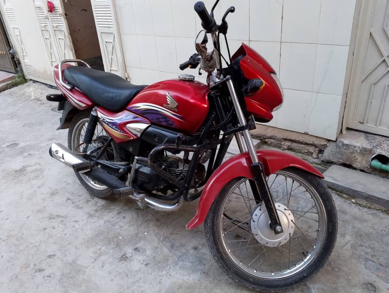 Honda prider , 3