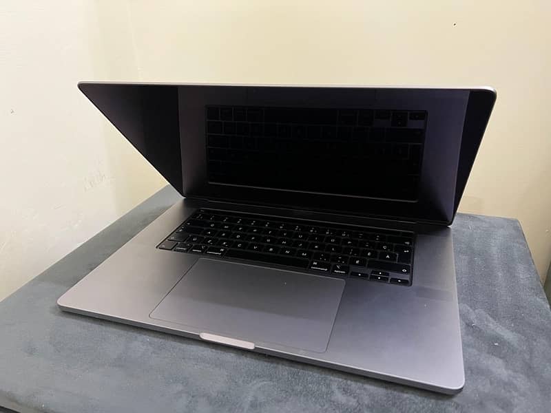 MacBook Pro 16inch custom made 3