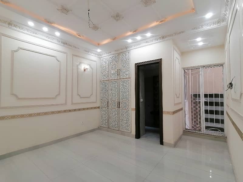 Well-constructed Brand New House Available For sale In Allama Iqbal Town - Raza Block 8