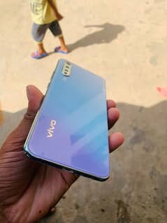 vivo s1