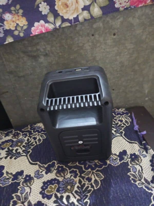 Speaker for sale 4