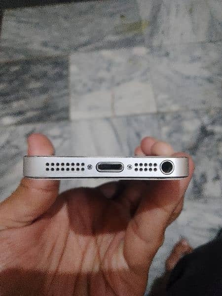 iphone 5s pta aprived 8