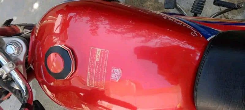 hi speed motorcycle demand 62000 location kalu Khan 03170095231 4