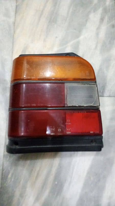 Mehran ki old model ki original lights set for seal 1