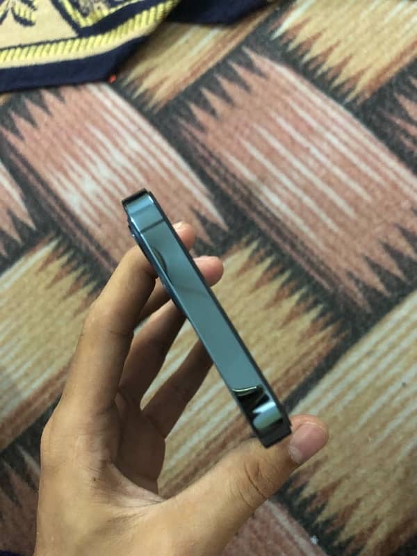 iPhone 12 Pro Non PTA 128gb 4