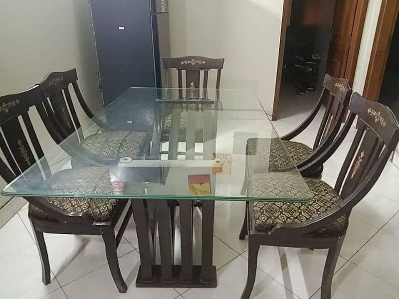 X shaped dining table with 5 chairs 1