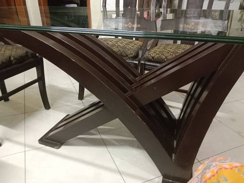 X shaped dining table with 5 chairs 4