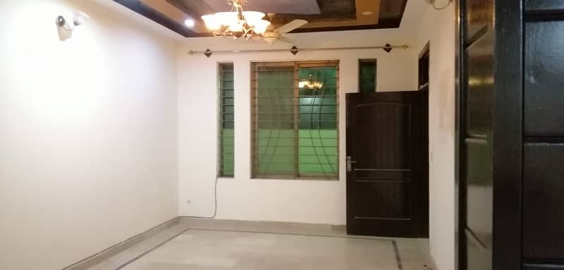 7 Marla House Available In Soan Garden For rent 6